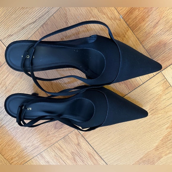 ALOHAS Shoes - Neous Black Kitten Heel with Chic Double Strap